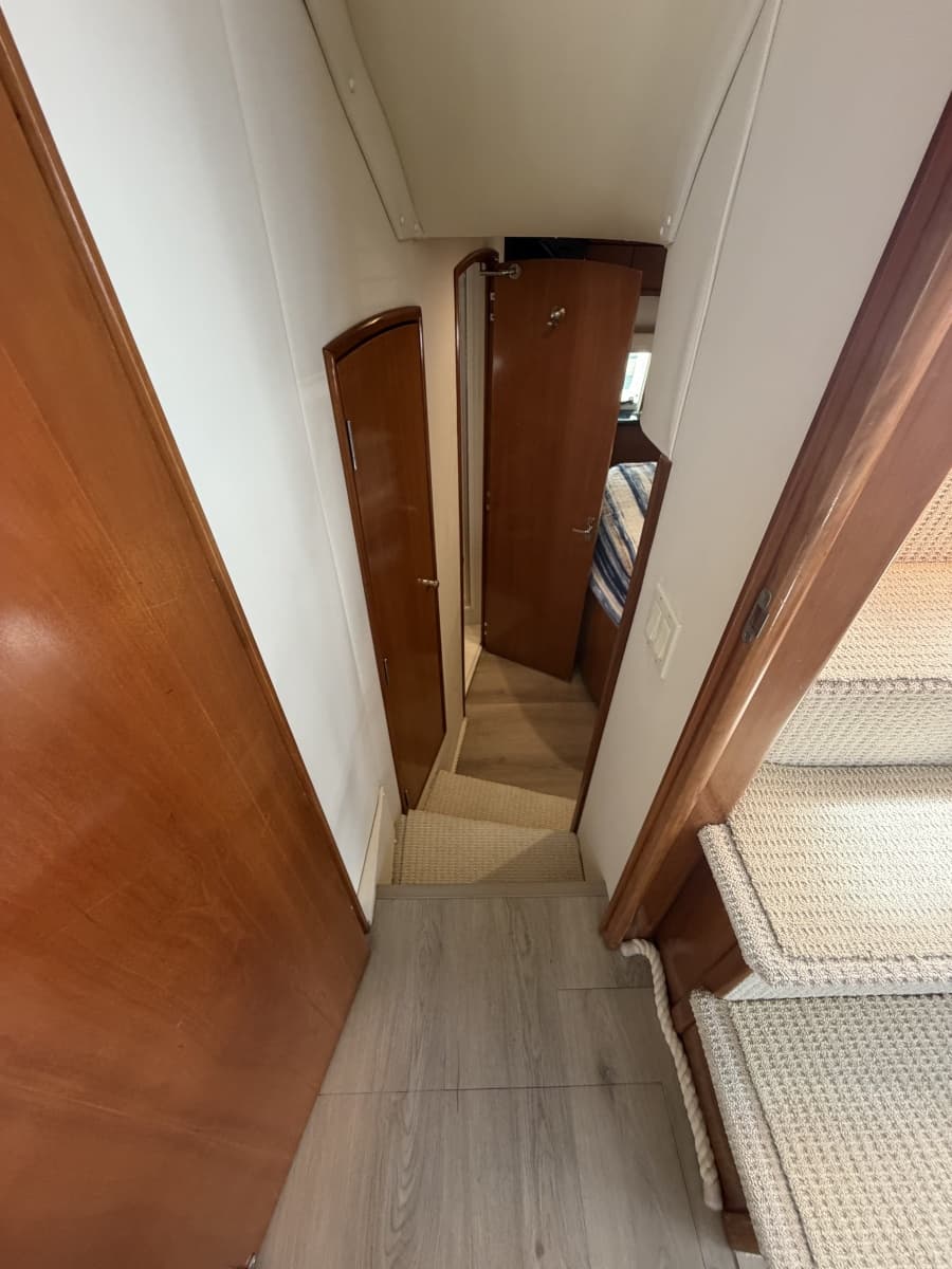 2000 Carver 396 Motor Yacht - Photo 36
