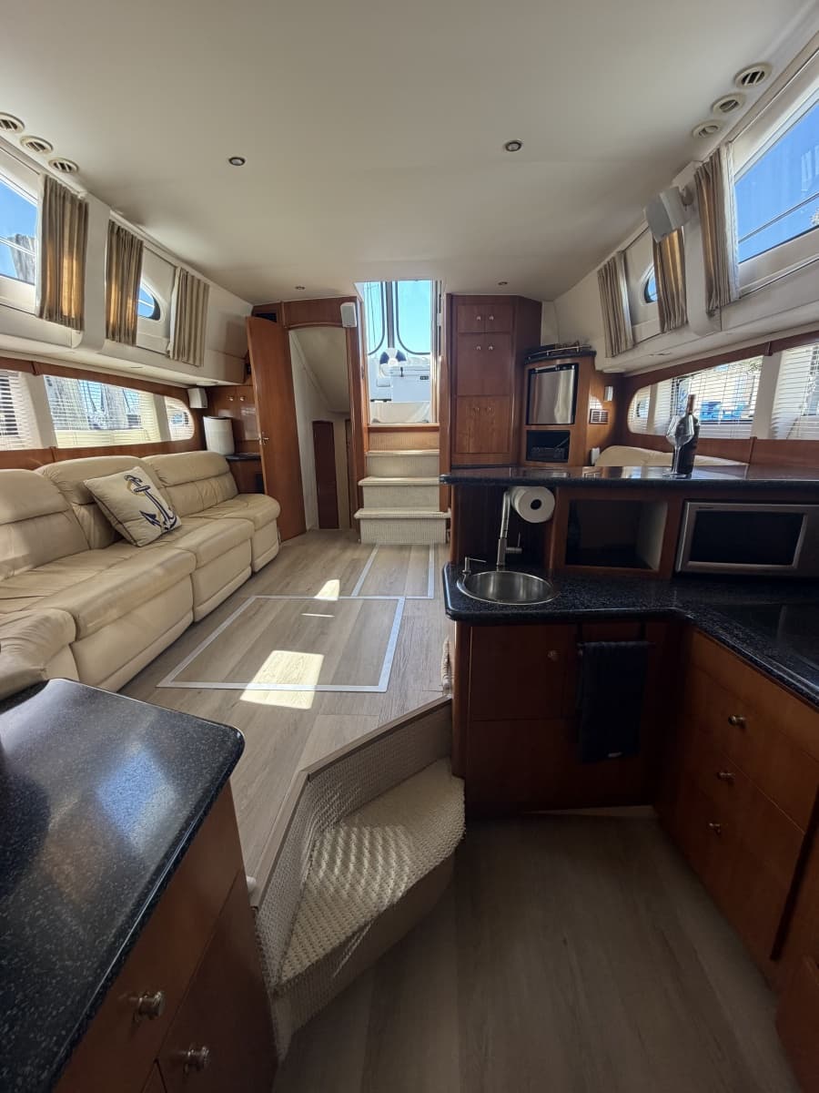 2000 Carver 396 Motor Yacht - Photo 24