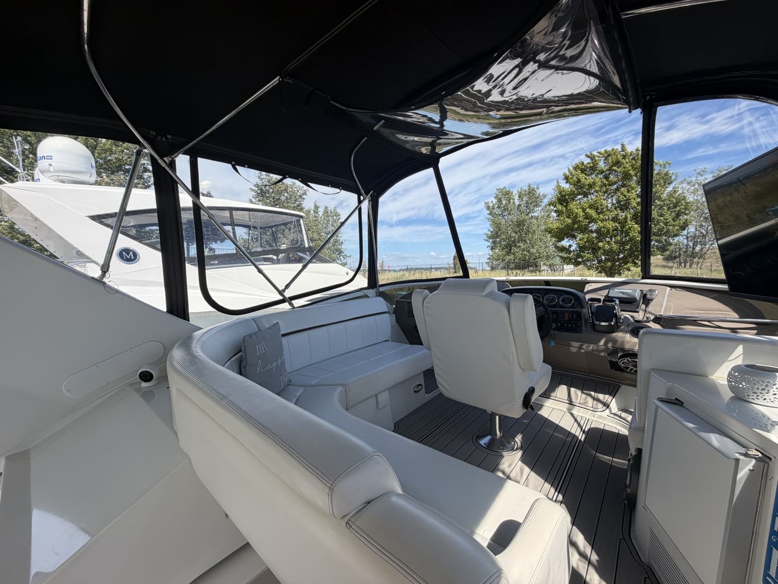 2000 Carver 396 Motor Yacht - Photo 15