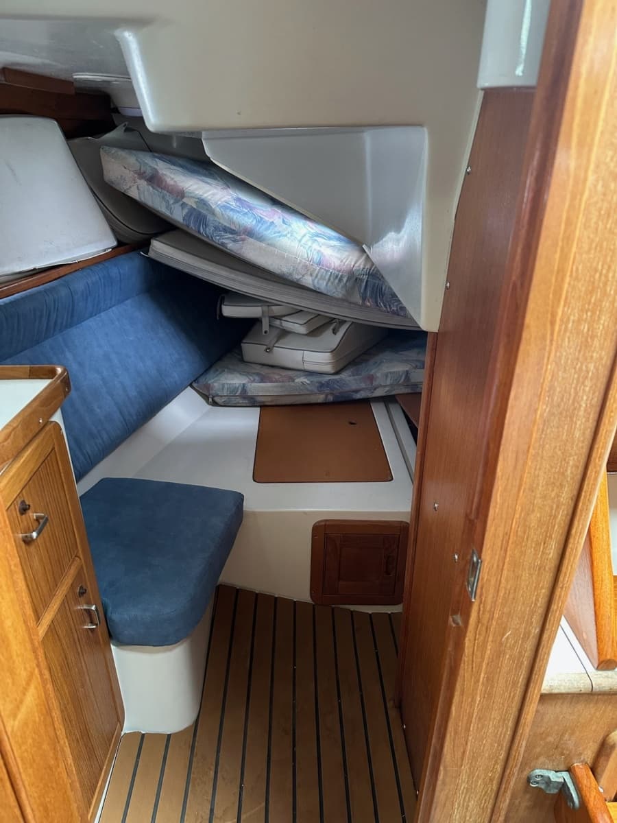 1996 Catalina 34 mkII - Photo 50
