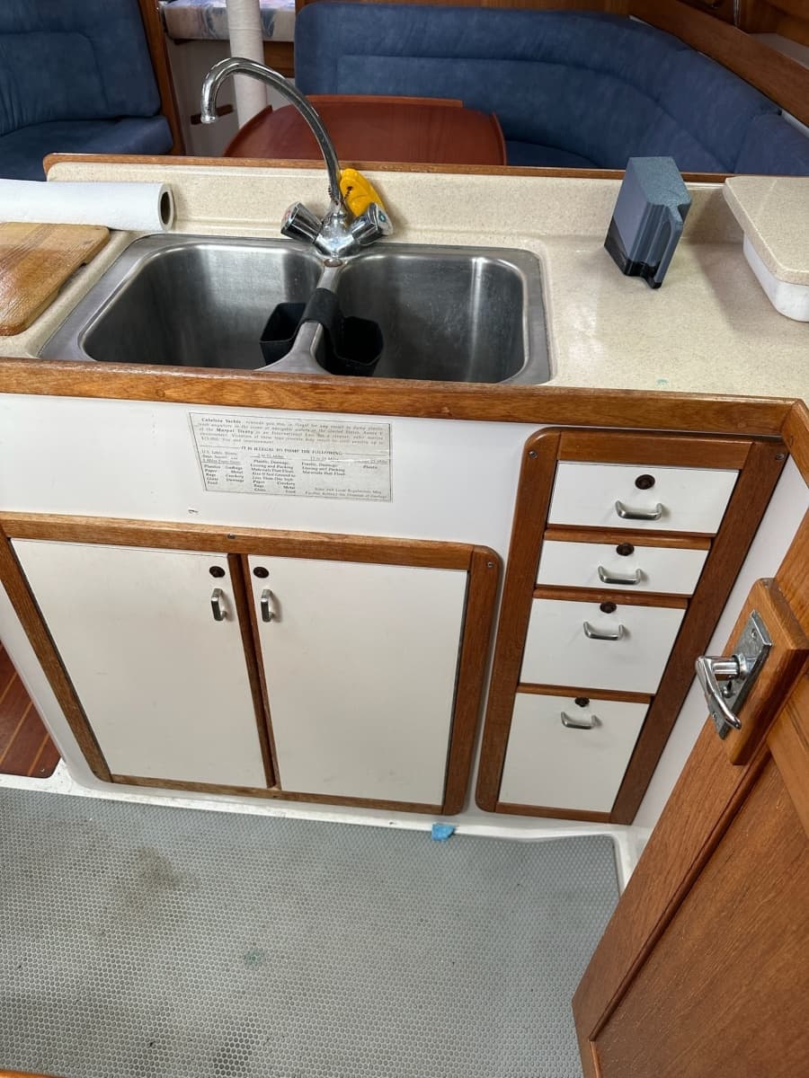 1996 Catalina 34 mkII - Photo 41