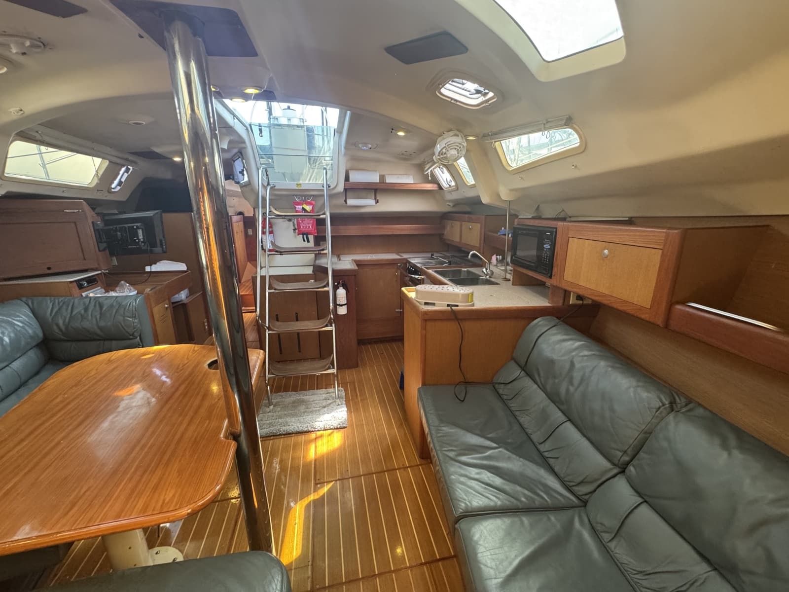 1999 Hunter 420 - Photo 12