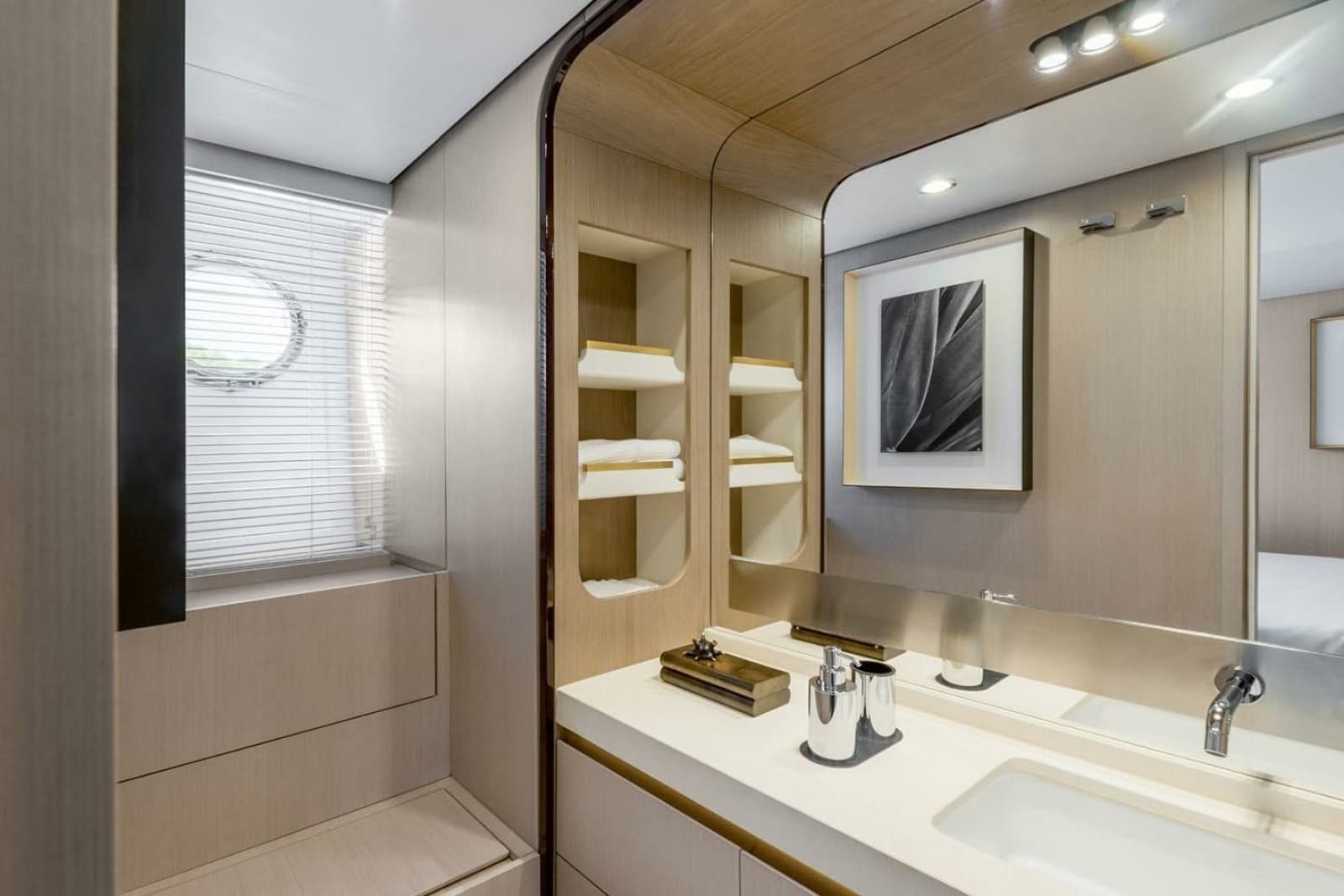 2024 Azimut FLY 60 - Photo 18