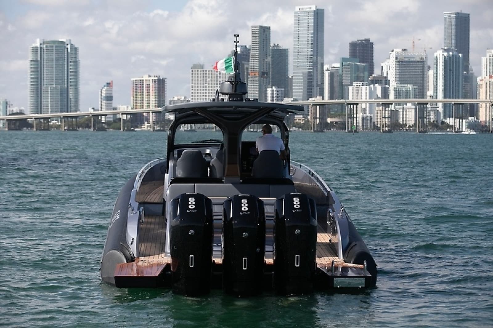 2022 Sacs Rebel 47 OB - Photo 3