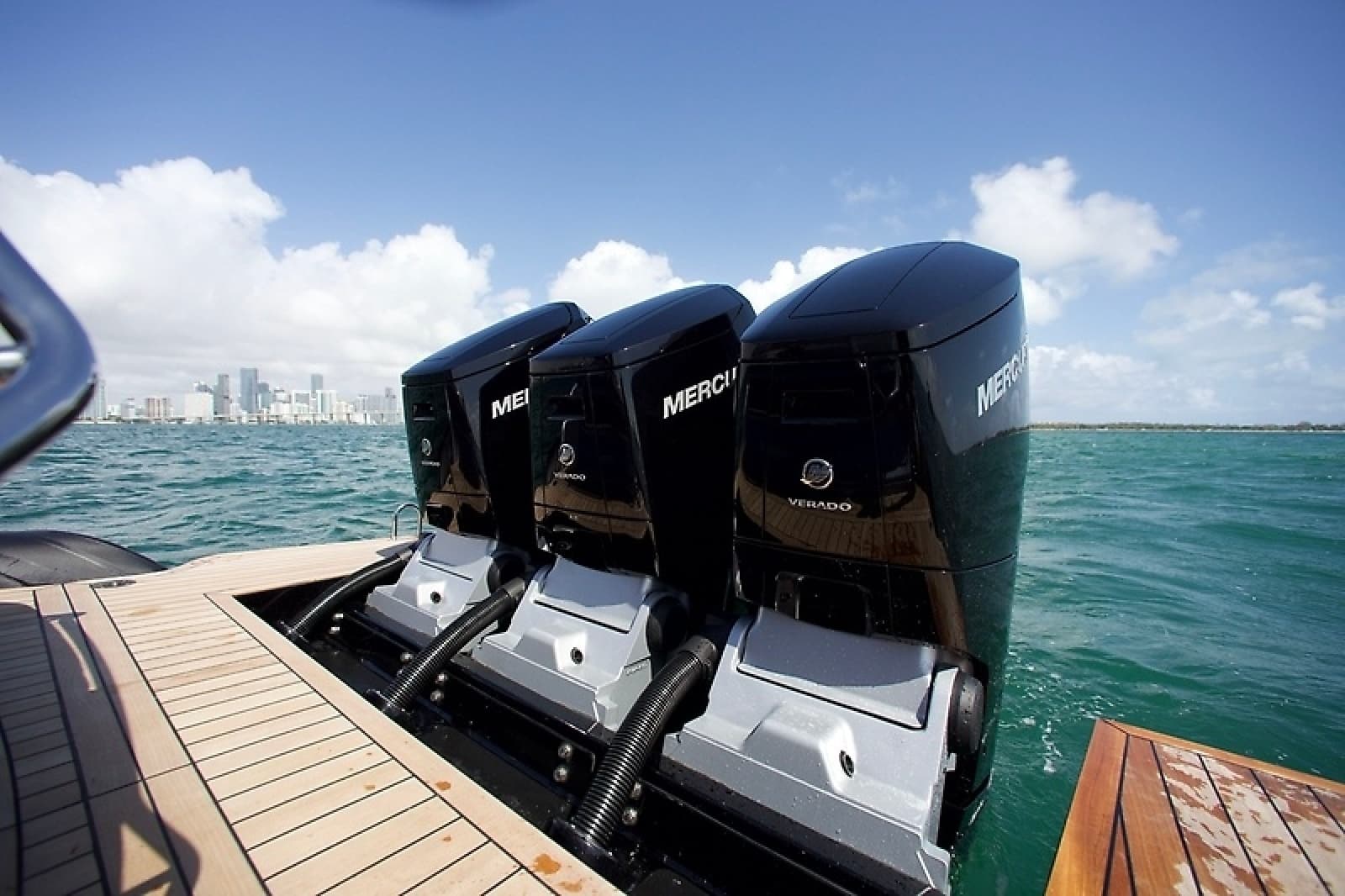 2022 Sacs Rebel 47 OB - Photo 17