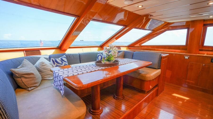 2001 Motor Yacht 82MY - Photo 20