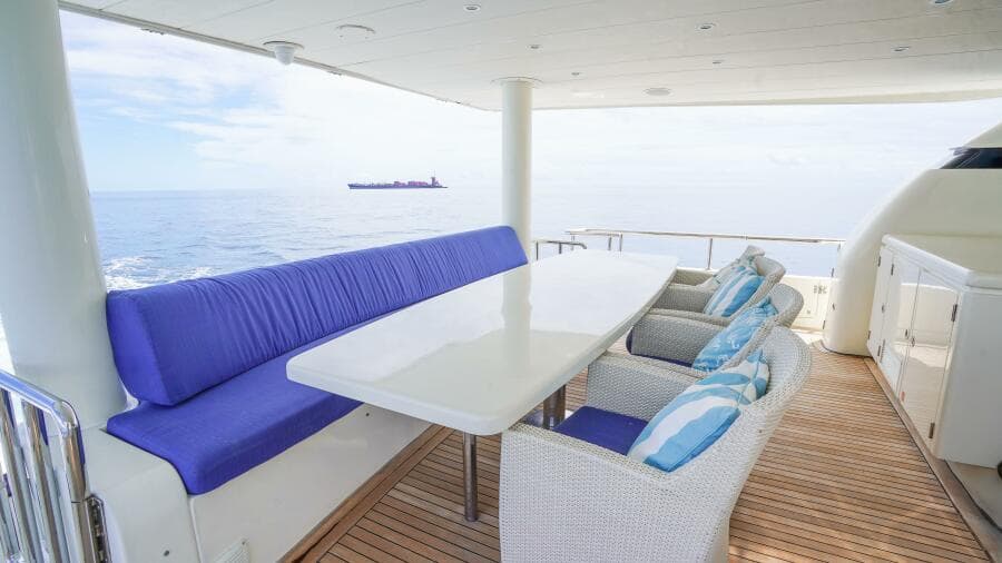 2001 Motor Yacht 82MY - Photo 13
