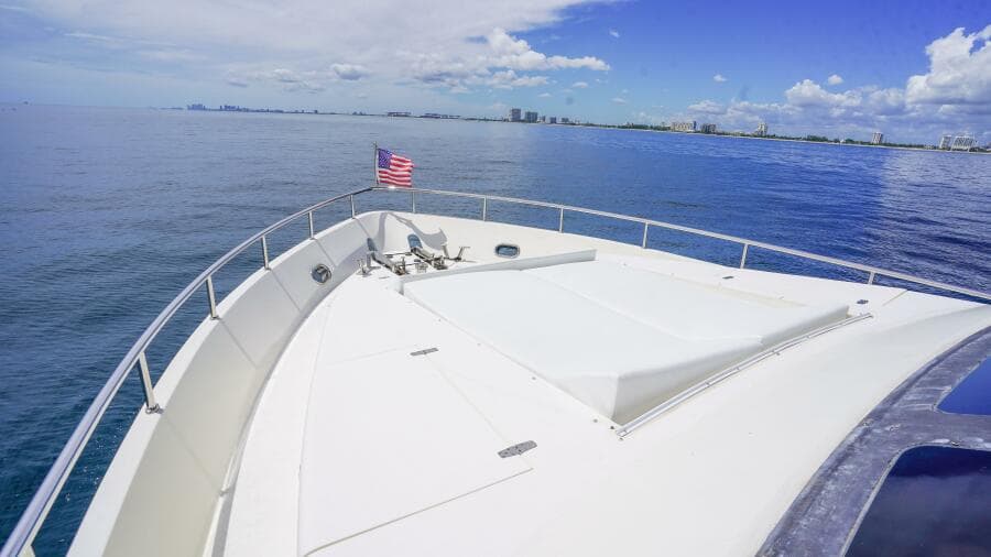 2001 Motor Yacht 82MY - Photo 6