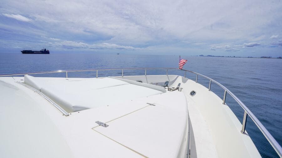 2001 Motor Yacht 82MY - Photo 7
