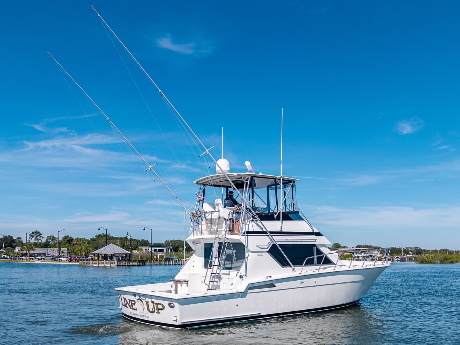 1995 Hatteras 43 Convertible - Photo 11
