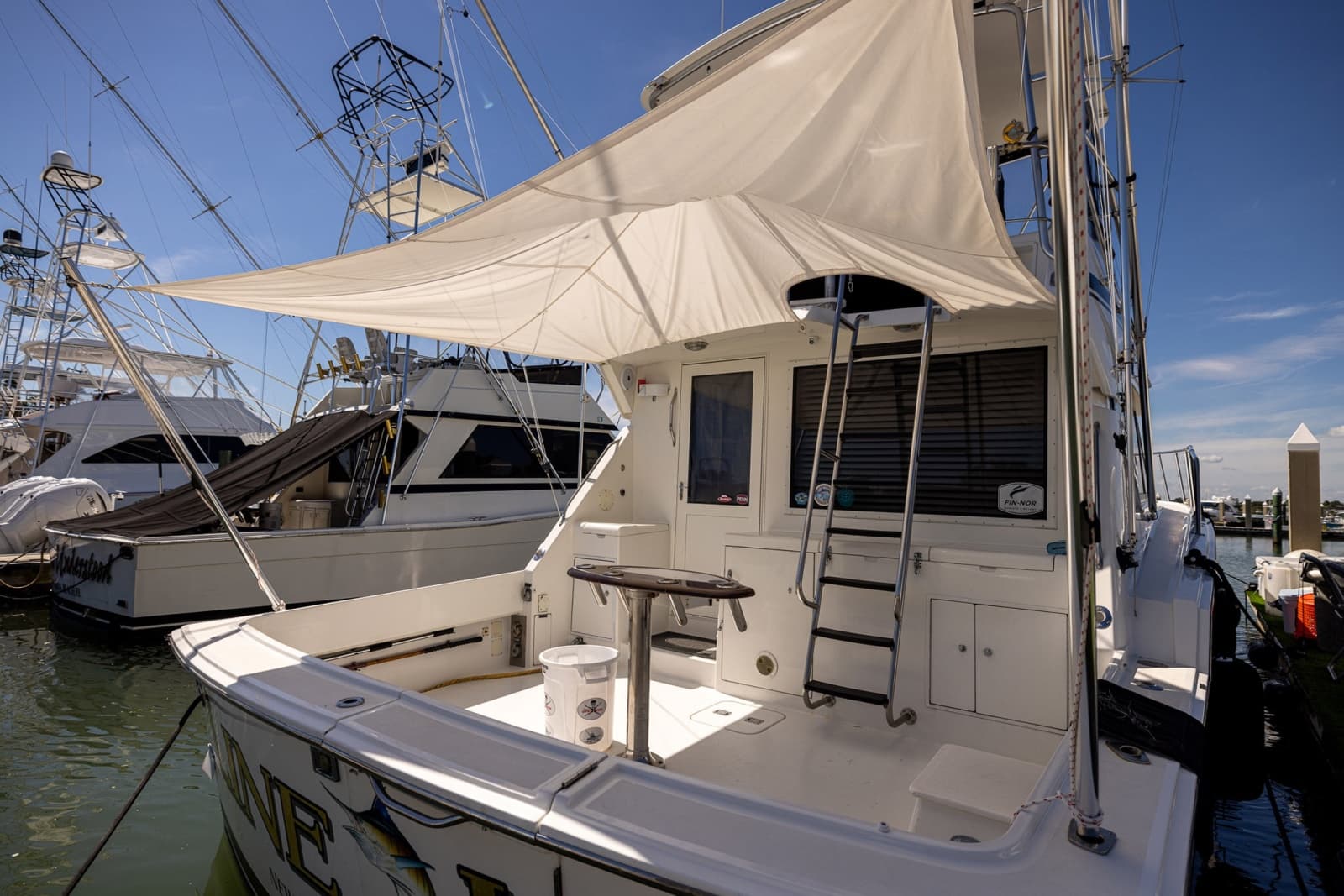 1995 Hatteras 43 Convertible - Photo 73