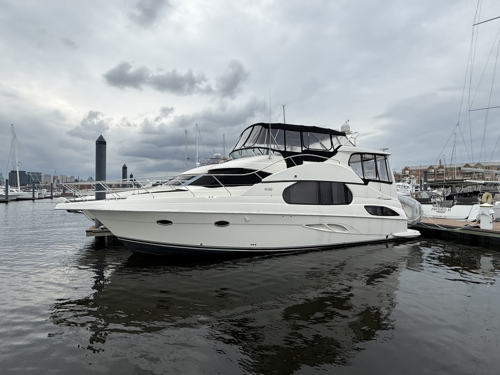 2005 Silverton 43 Motor Yacht - Photo 5