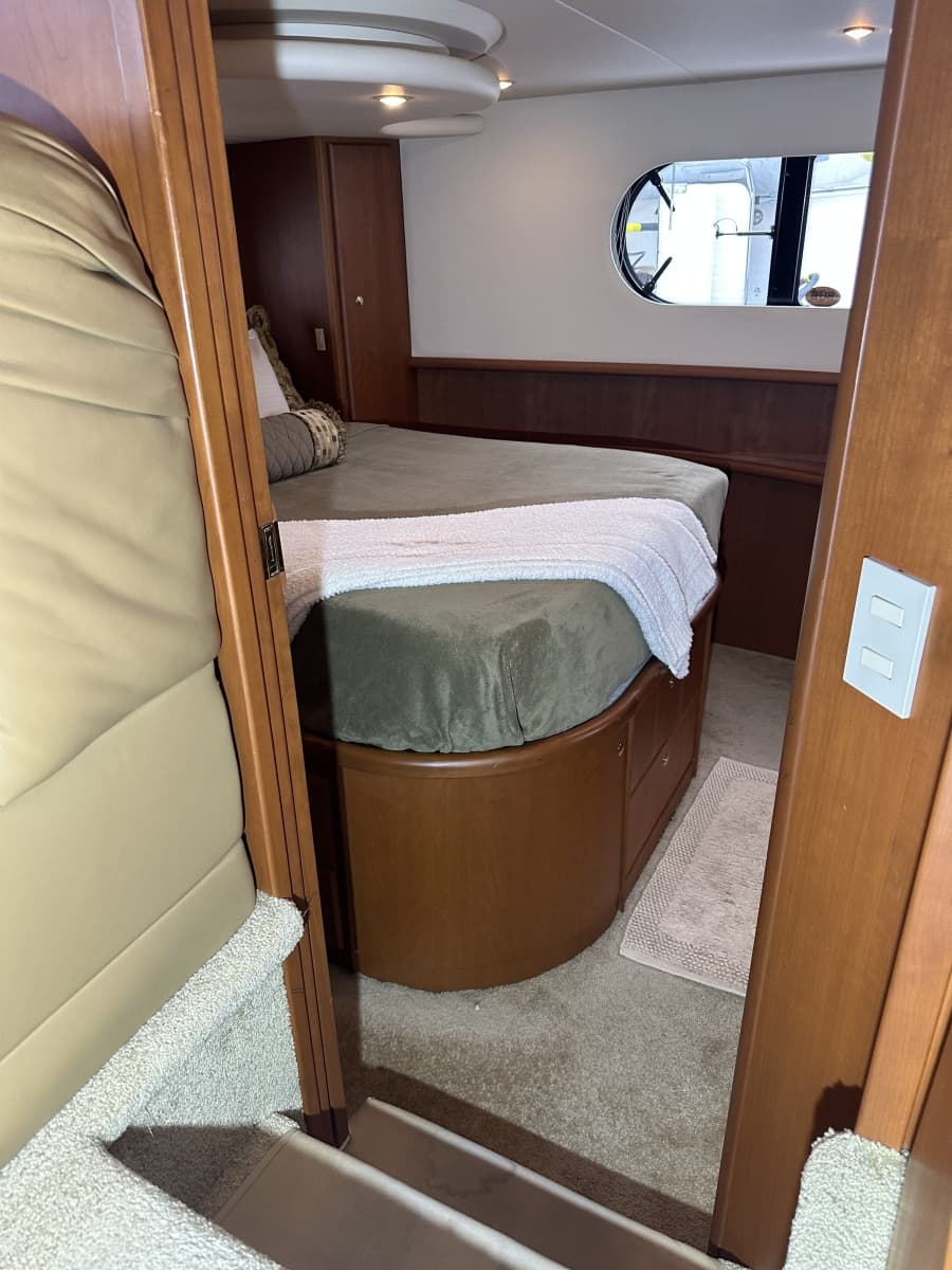 2005 Silverton 43 Motor Yacht - Photo 27