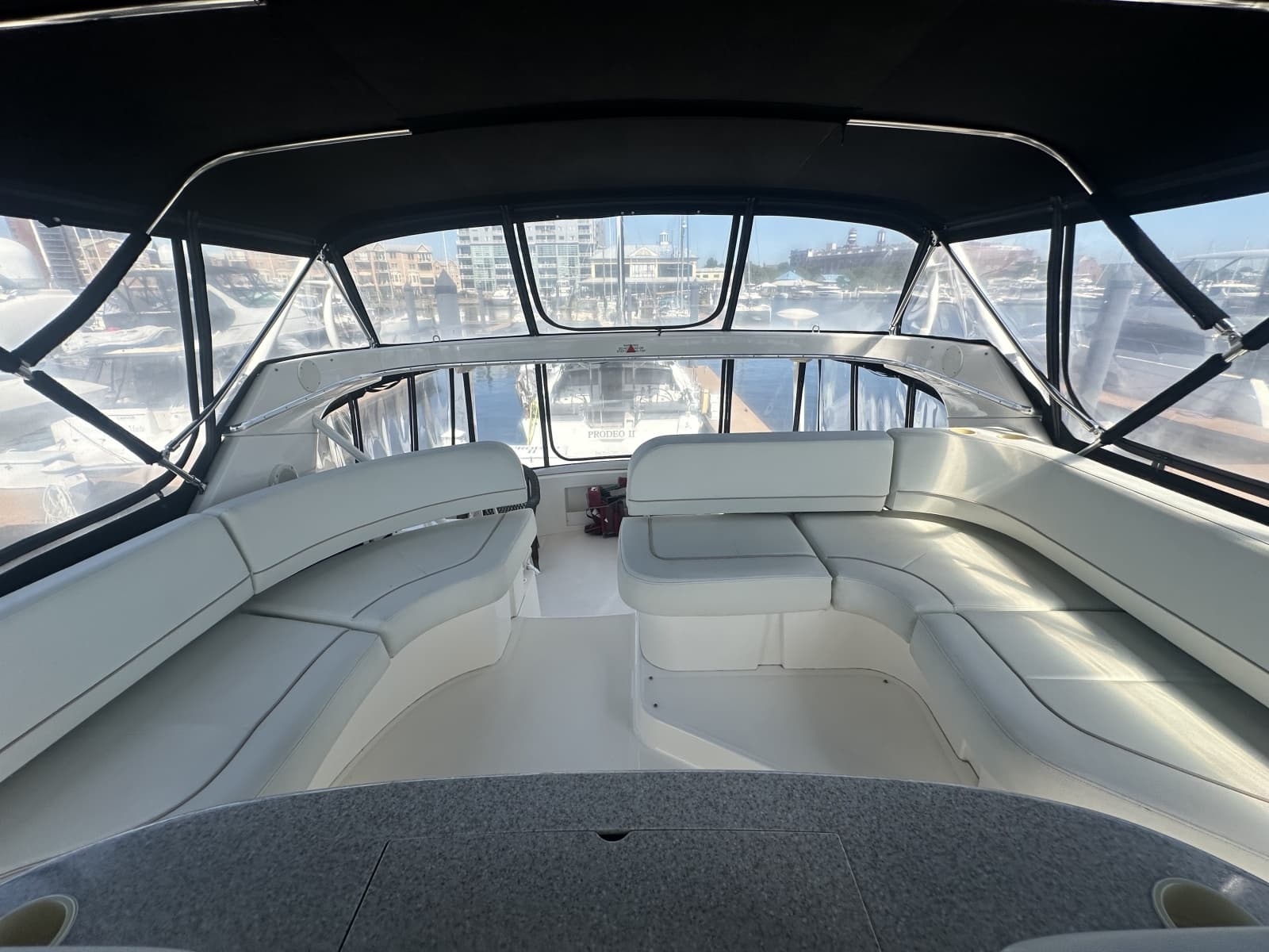 2005 Silverton 43 Motor Yacht - Photo 12