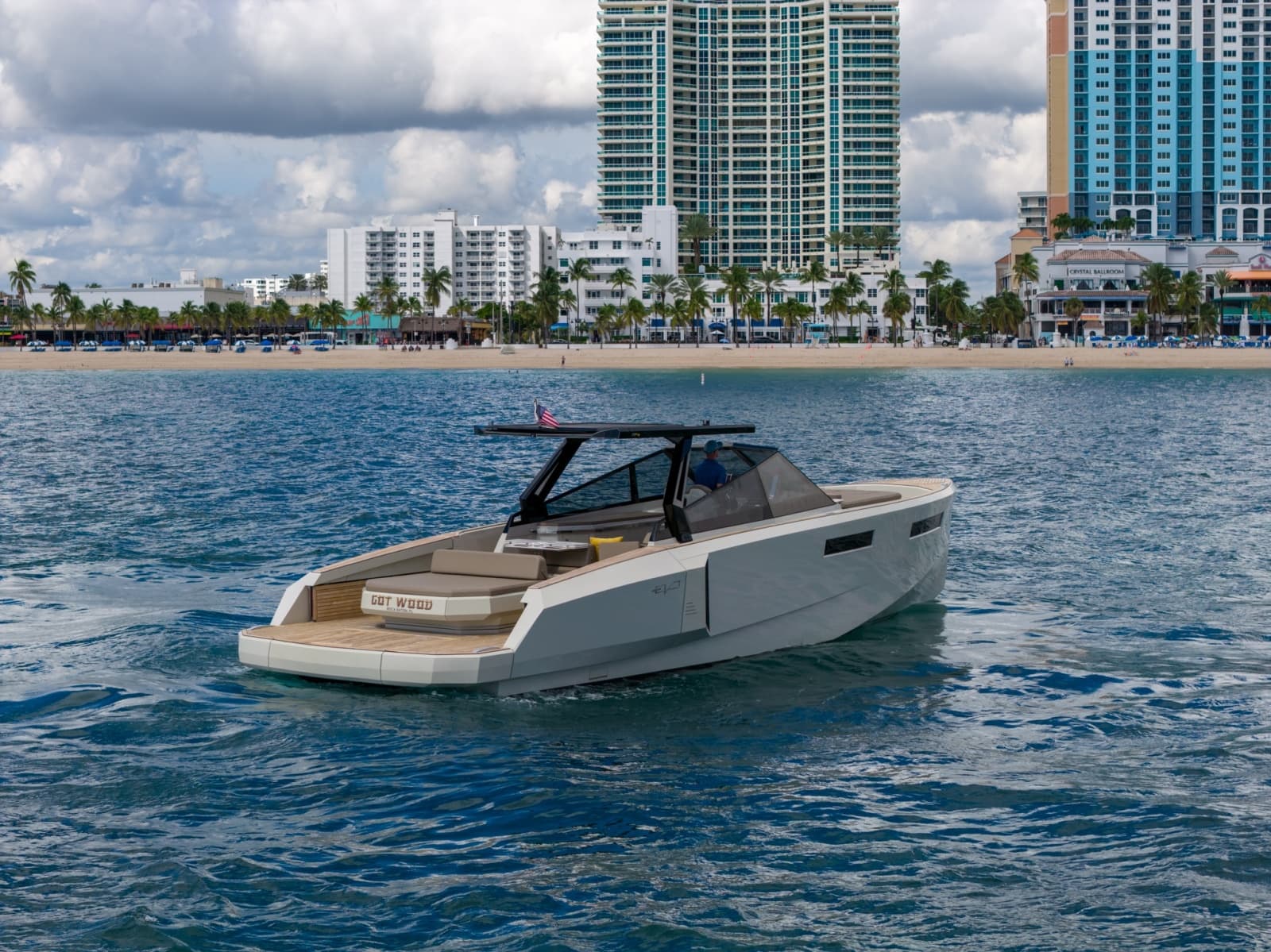 2023 Evo Marine R4 - Photo 2