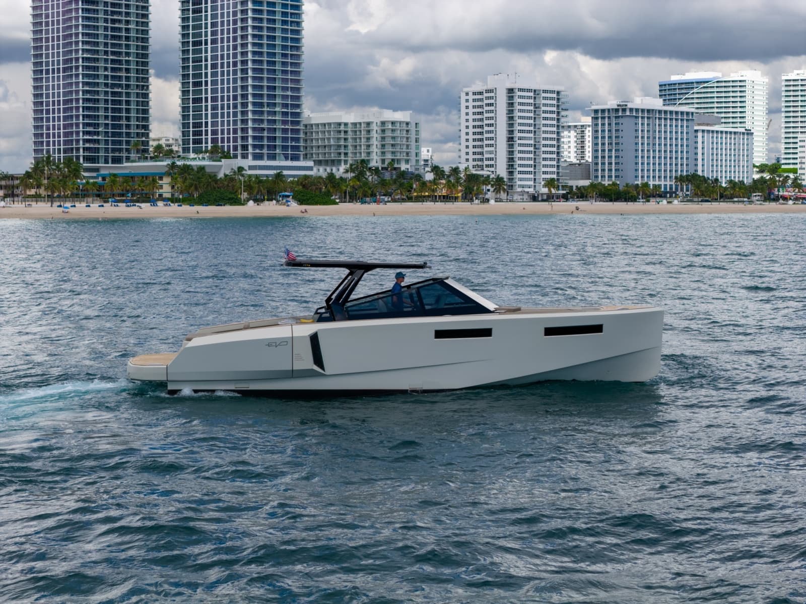 2023 Evo Marine R4 - Photo 3