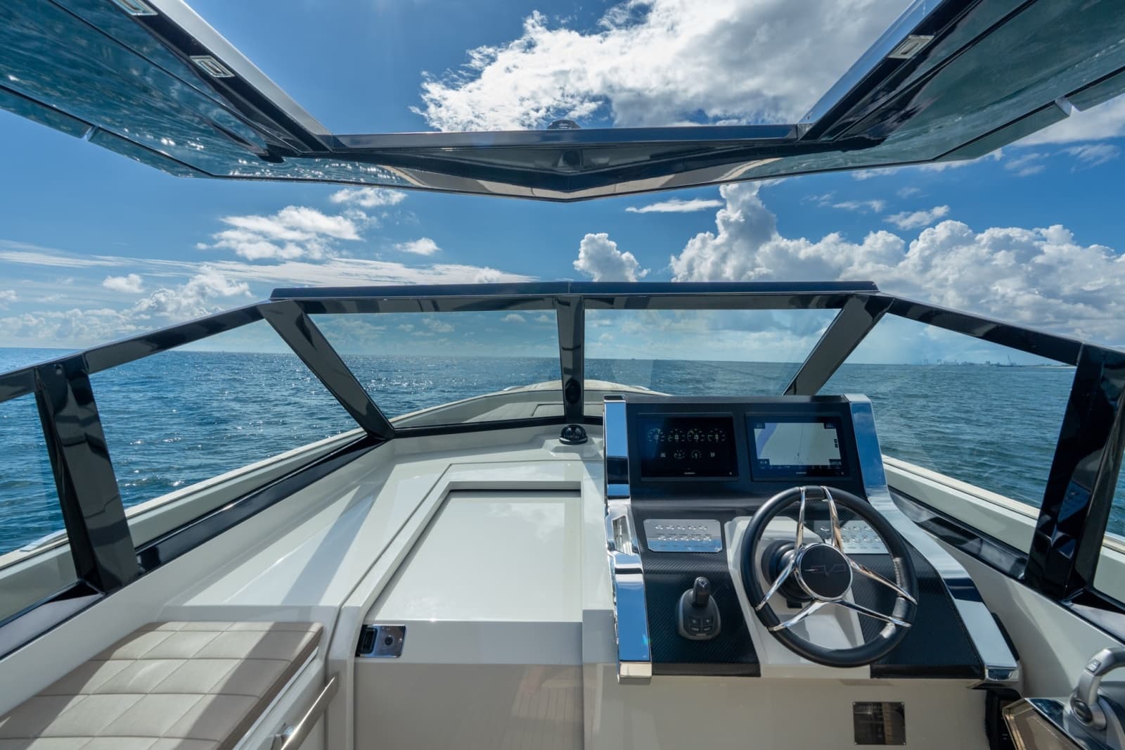2023 Evo Marine R4 - Photo 48