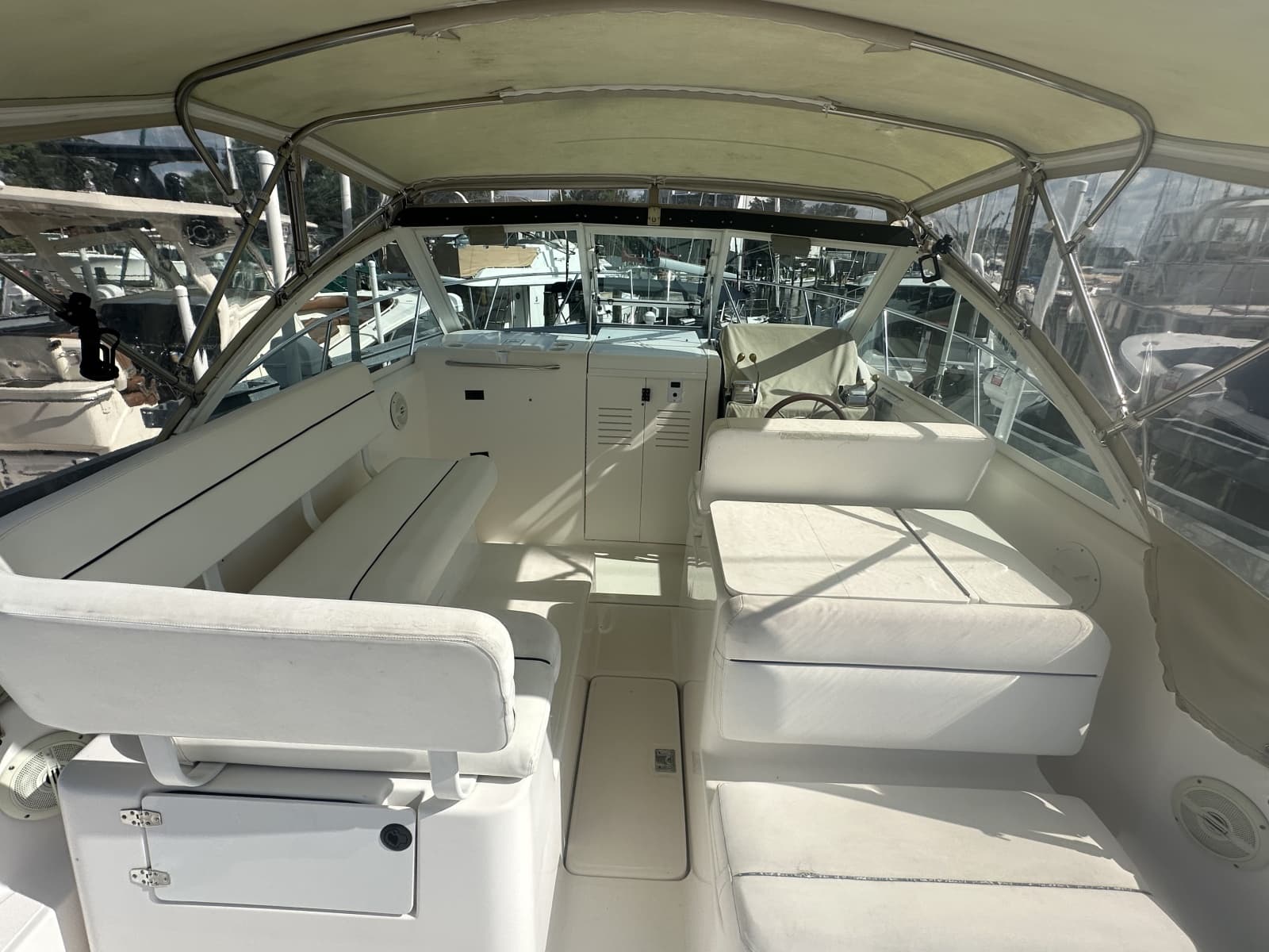 2005 Tiara Yachts 2900 Coronet - Photo 11