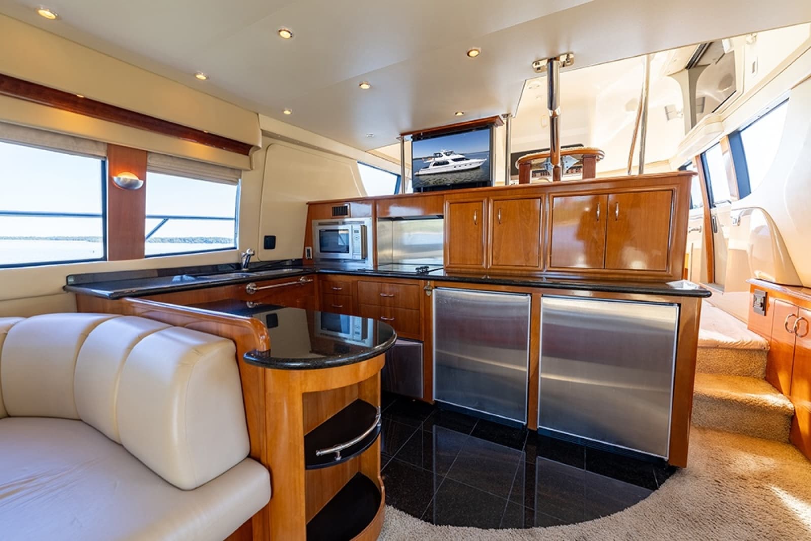 2005 Carver 56 Voyager - Photo 26