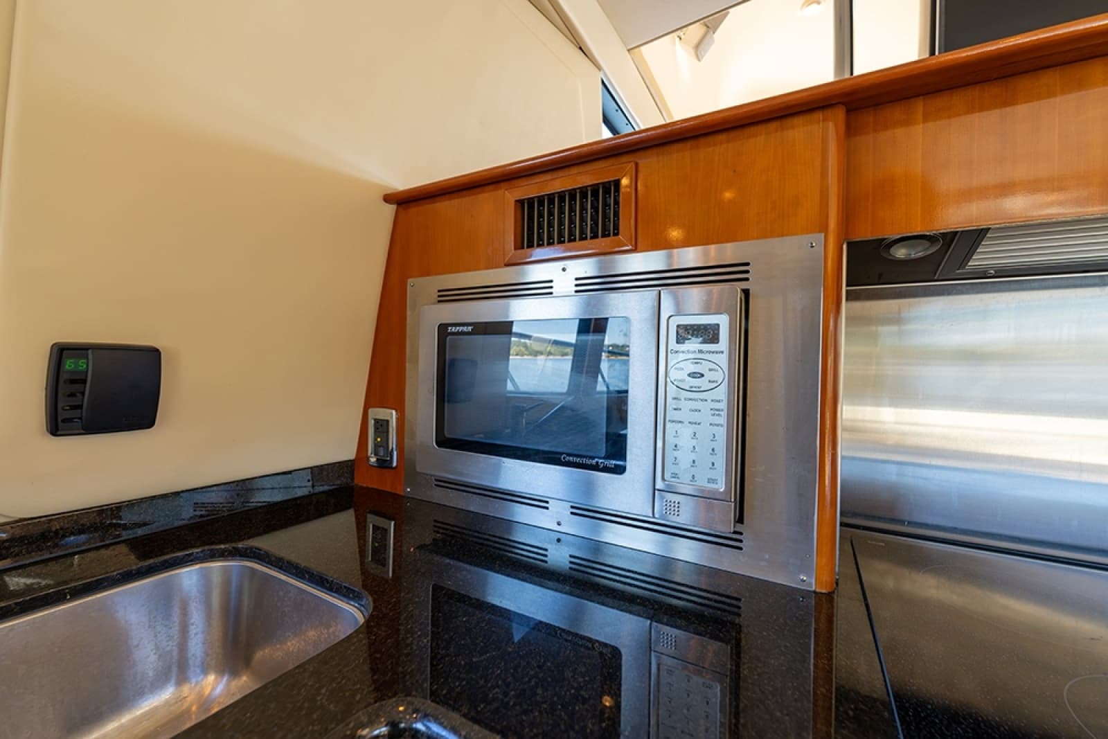 2005 Carver 56 Voyager - Photo 73