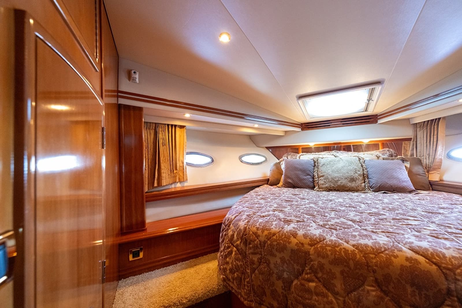 2005 Carver 56 Voyager - Photo 49