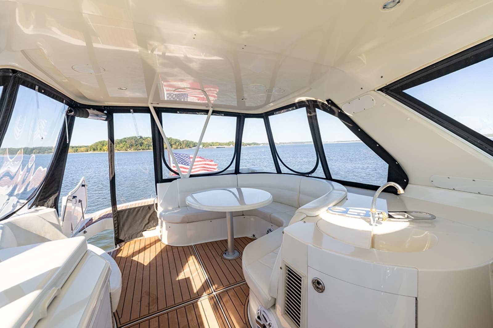 2005 Carver 56 Voyager - Photo 8