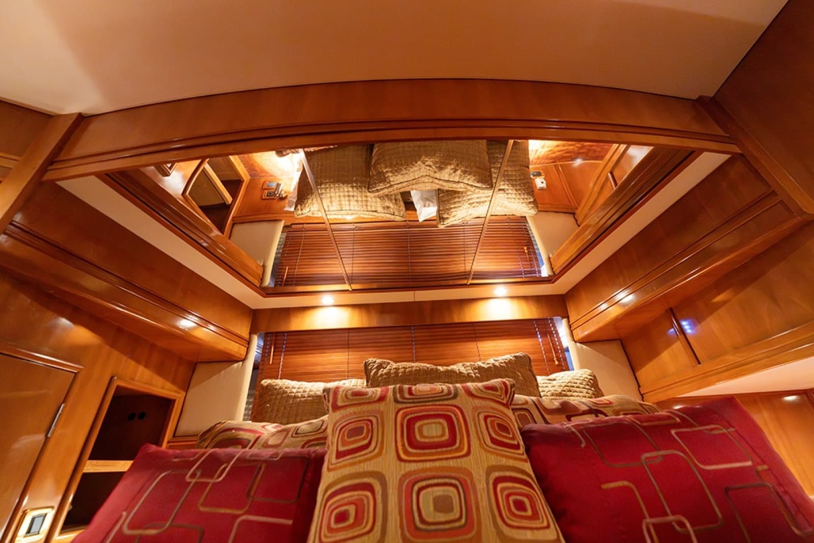 2005 Carver 56 Voyager - Photo 40