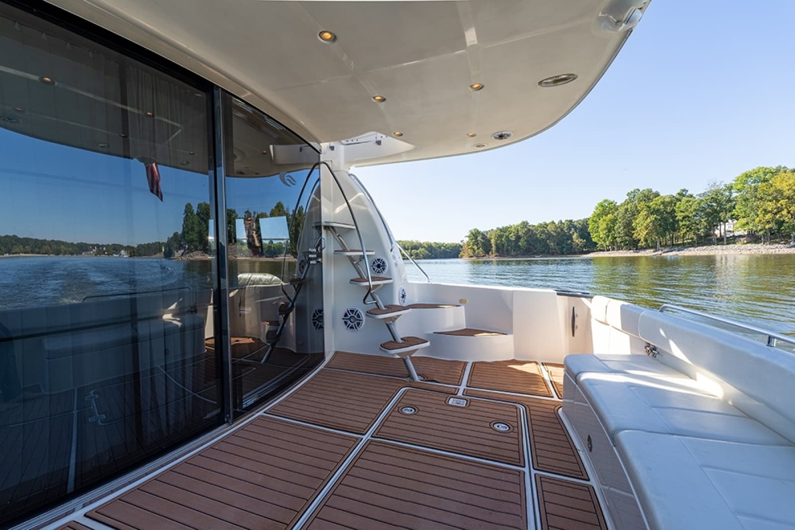 2005 Carver 56 Voyager - Photo 7