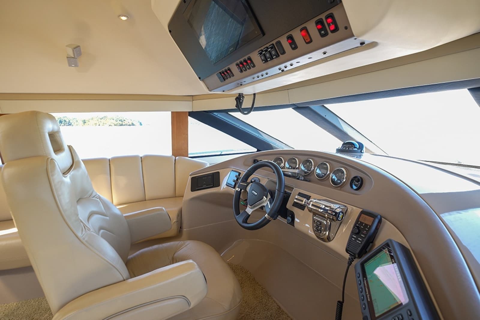 2005 Carver 56 Voyager - Photo 34