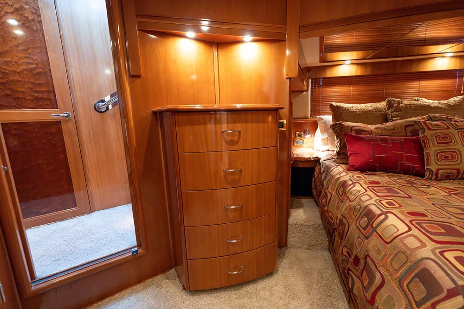 2005 Carver 56 Voyager - Photo 39