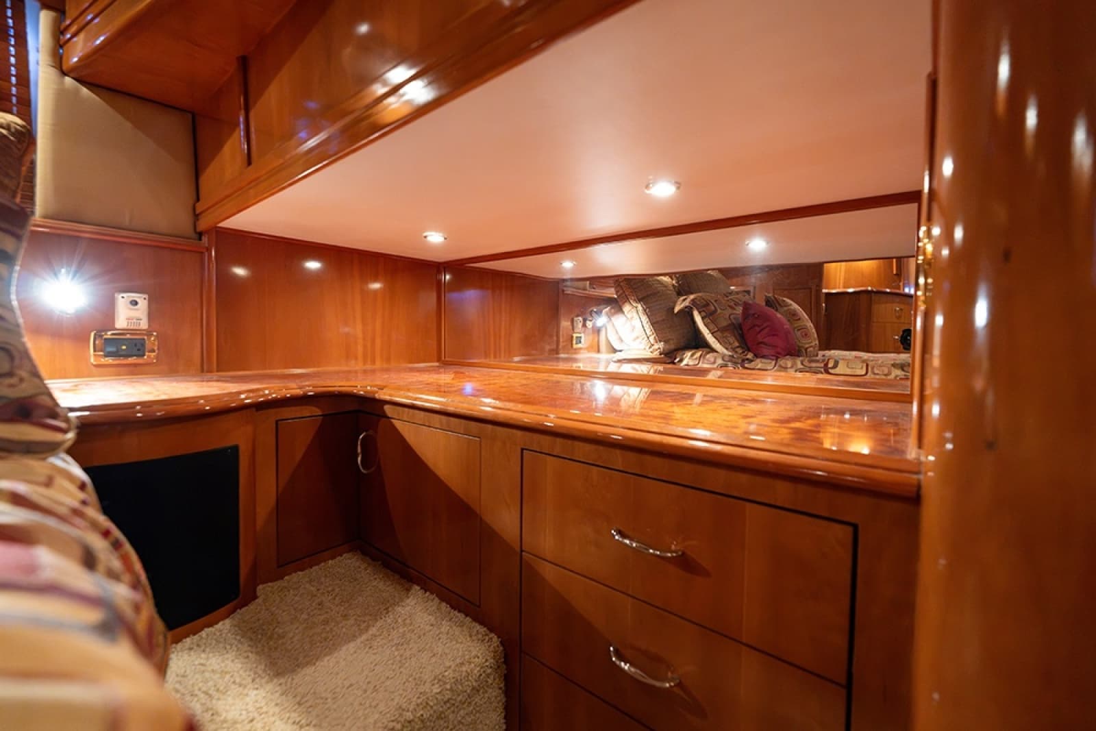 2005 Carver 56 Voyager - Photo 41