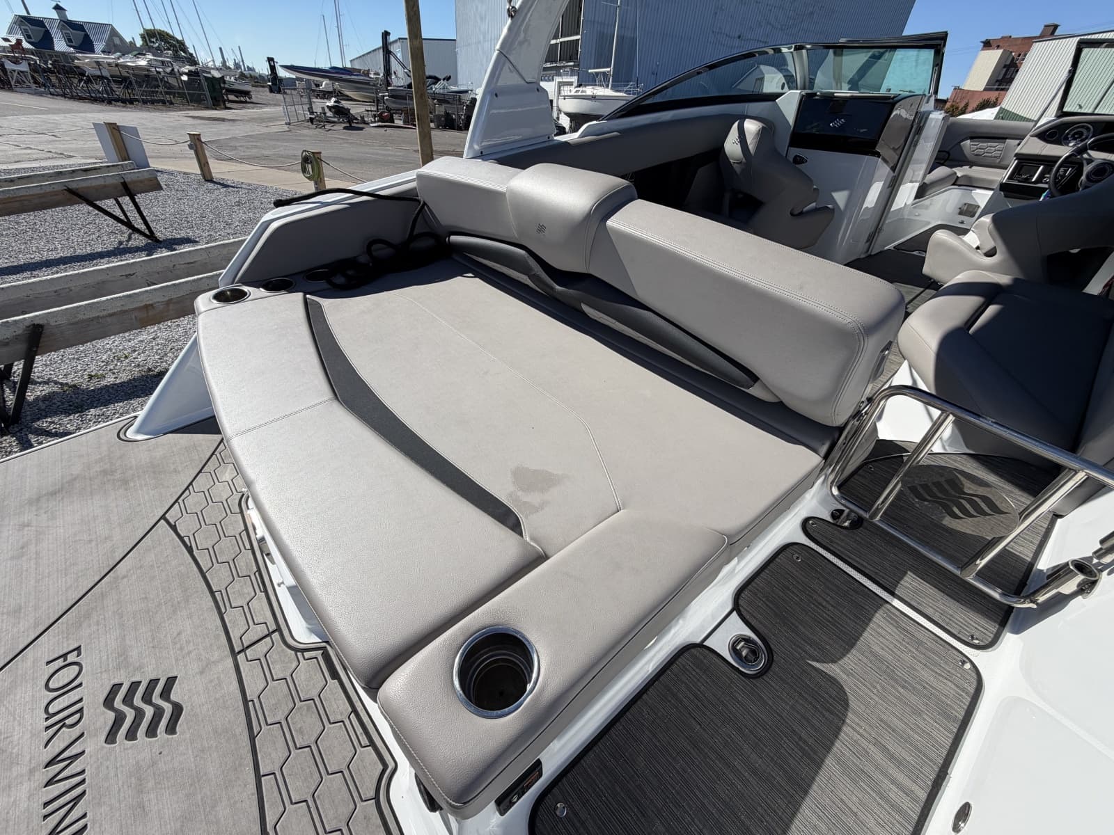 2022 Four Winns HD8 - Photo 27