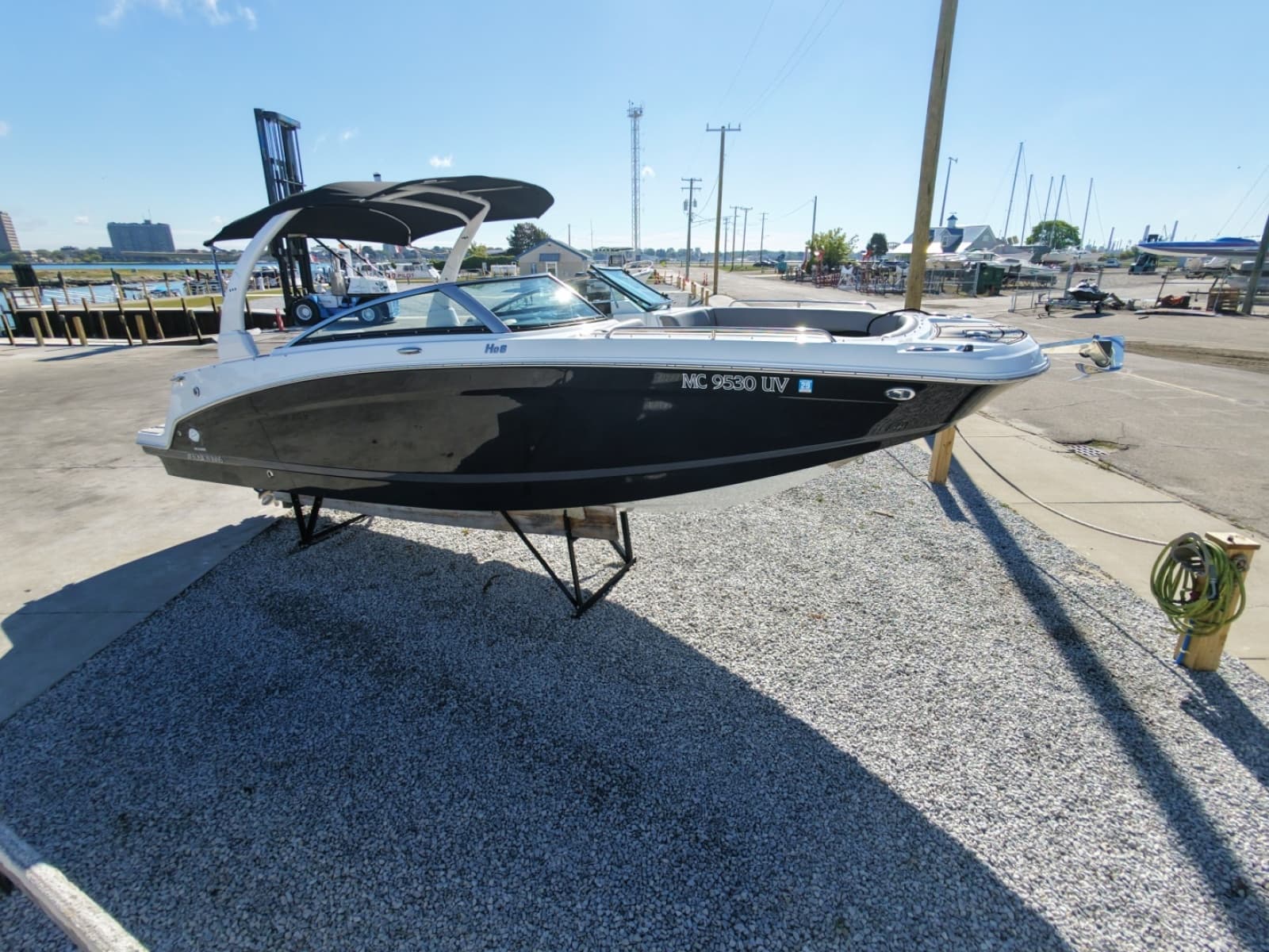 2022 Four Winns HD8 - Photo 4