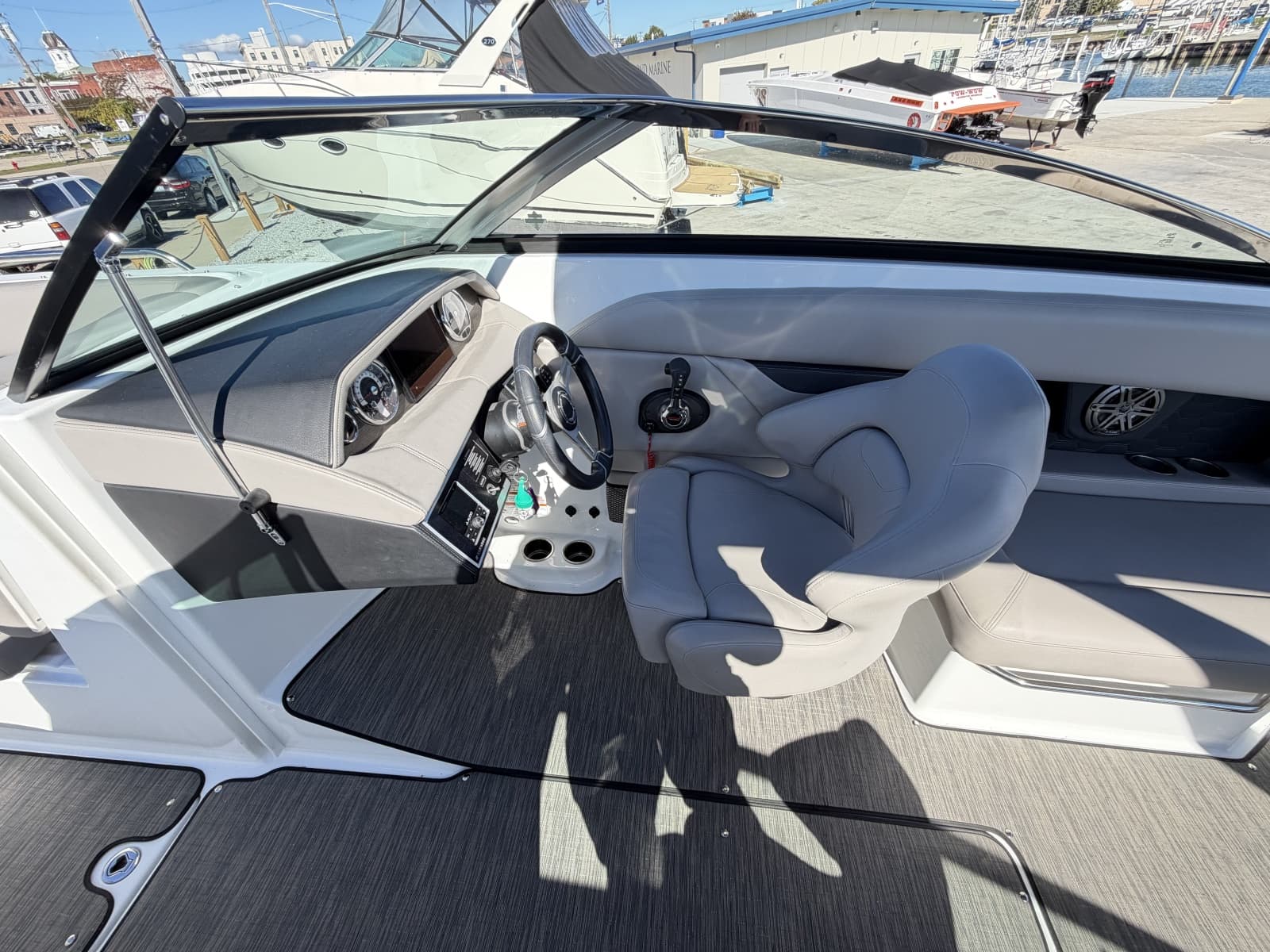 2022 Four Winns HD8 - Photo 39