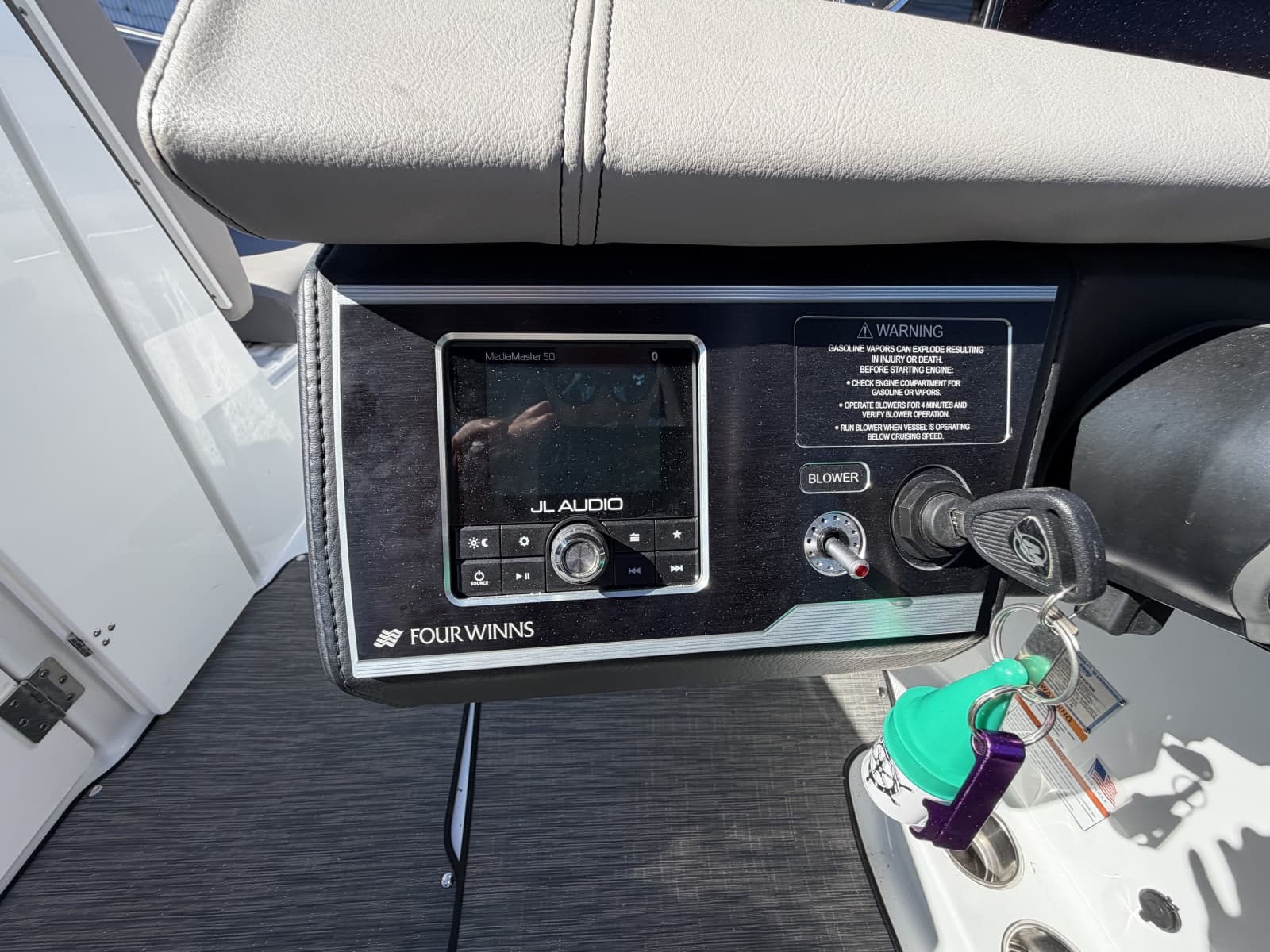 2022 Four Winns HD8 - Photo 42