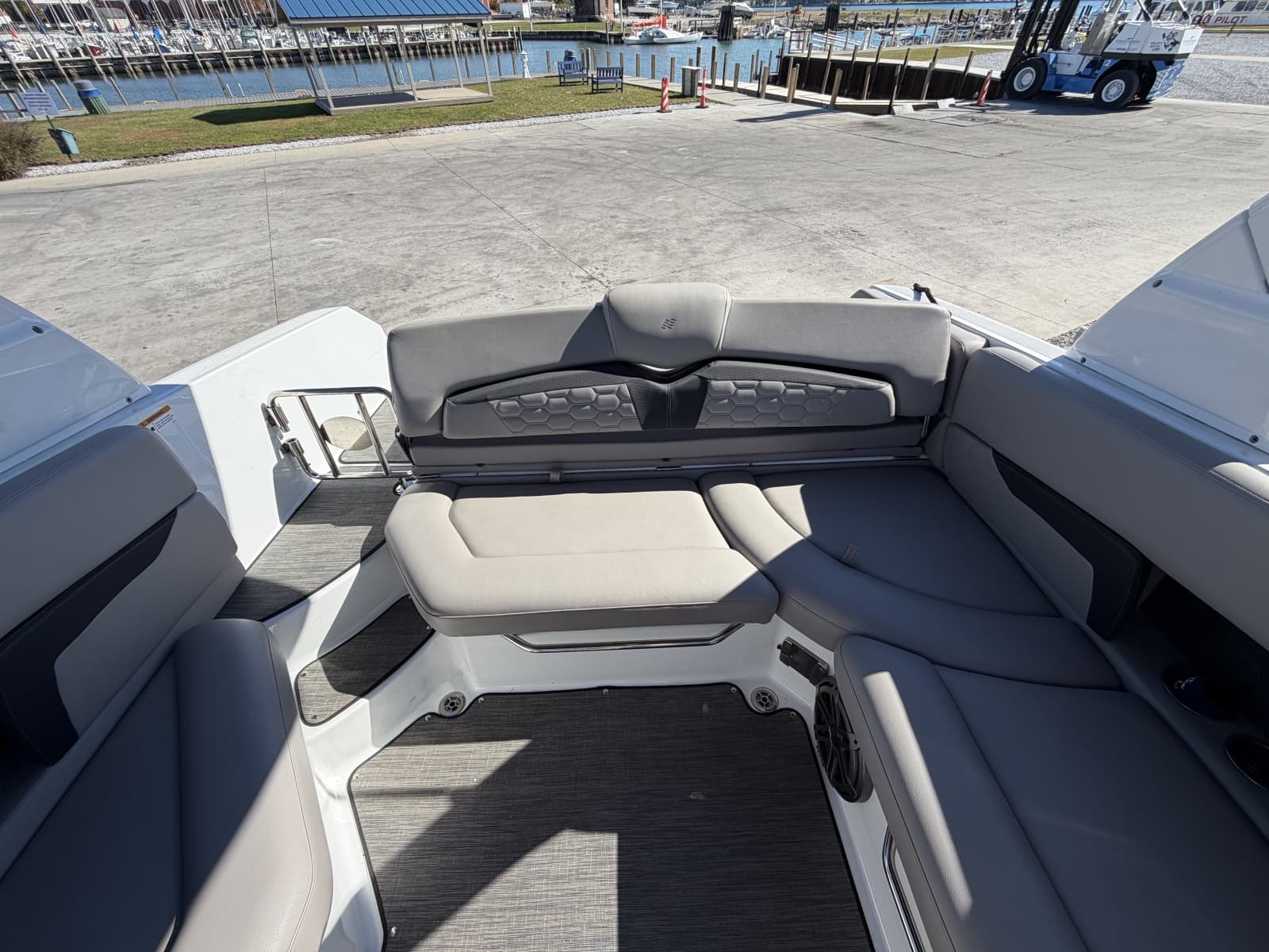 2022 Four Winns HD8 - Photo 34