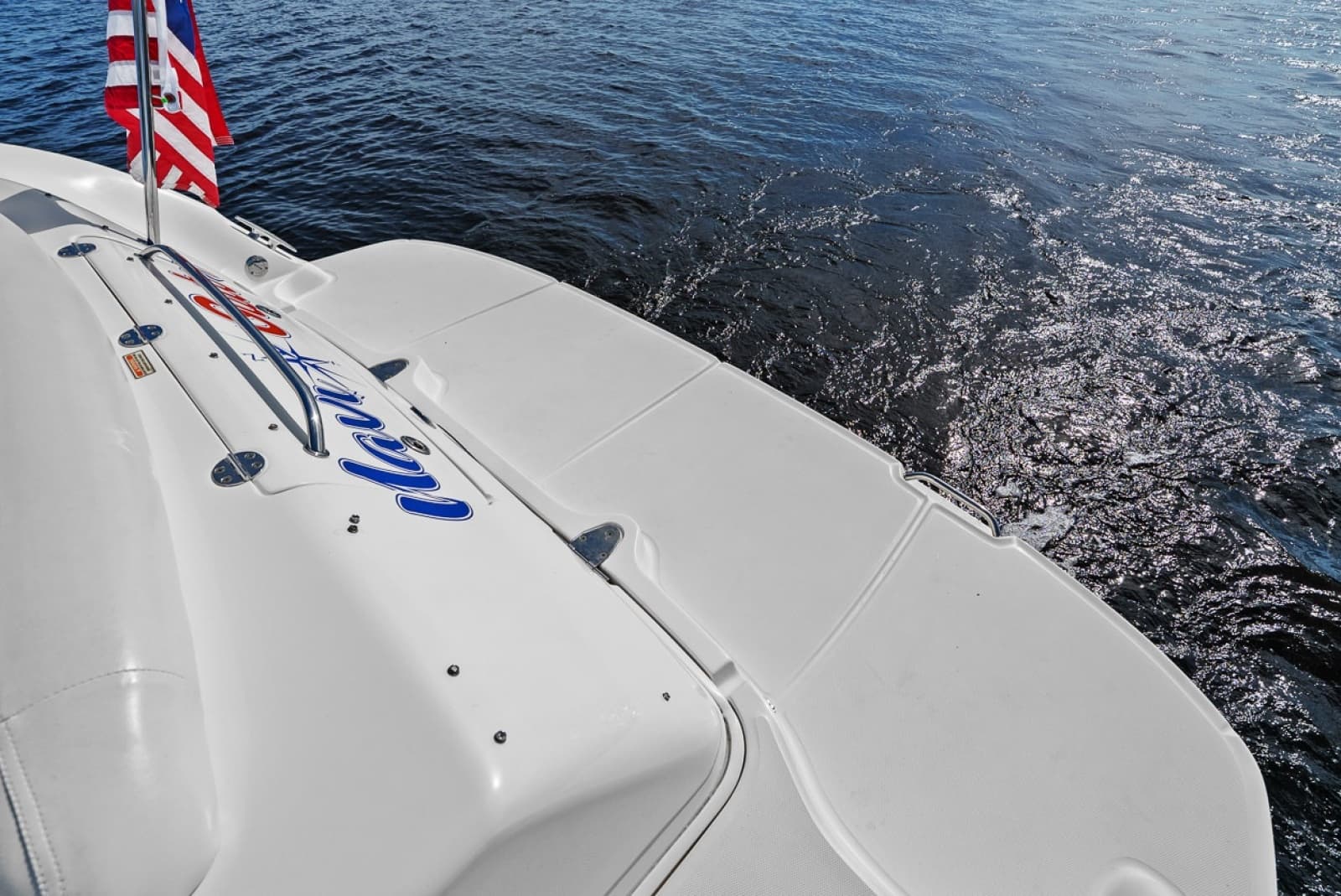 2005 Sea Ray 420 Sundancer - Photo 23