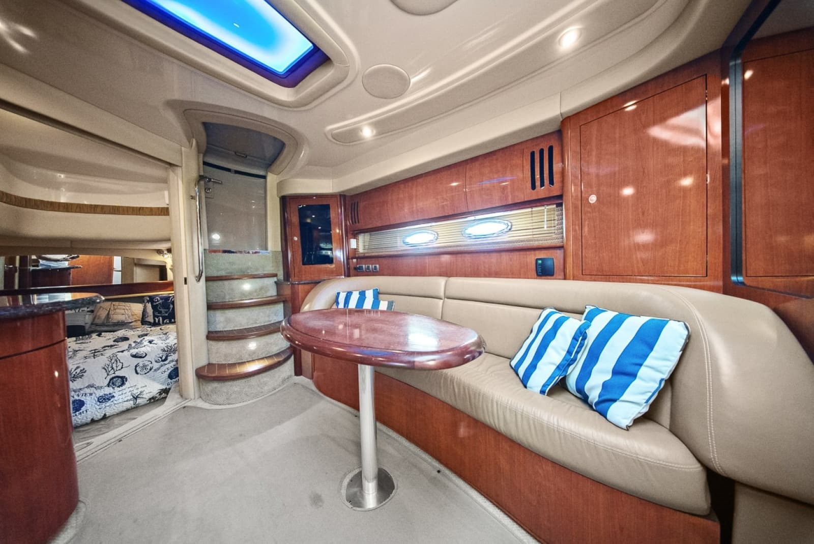 2005 Sea Ray 420 Sundancer - Photo 15