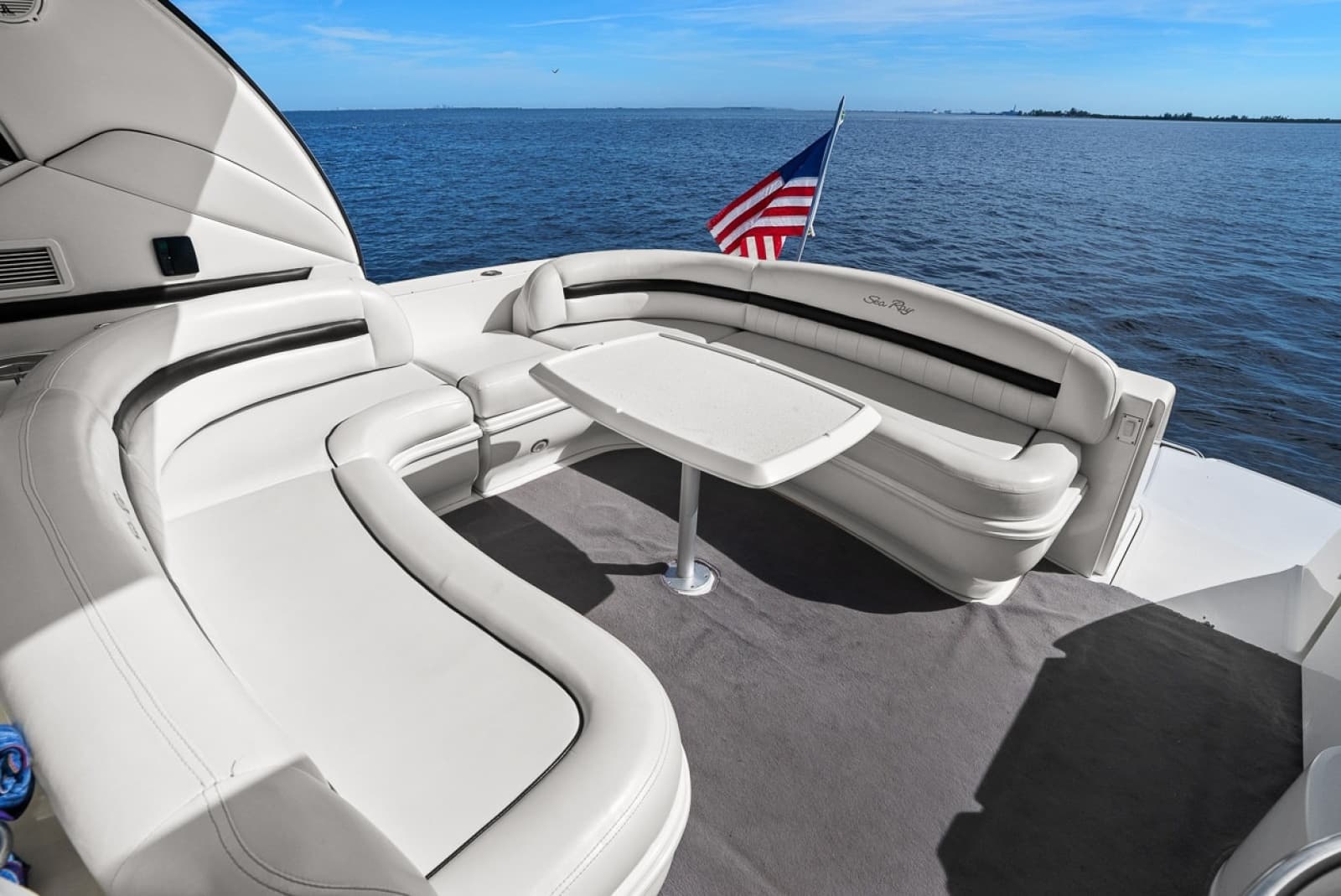 2005 Sea Ray 420 Sundancer - Photo 6