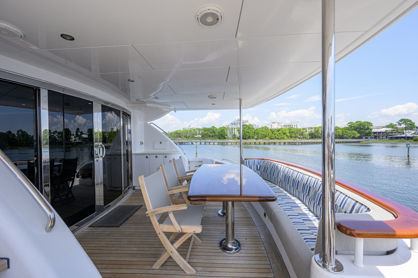 2013 Hatteras 80 Motor Yacht - Photo 101