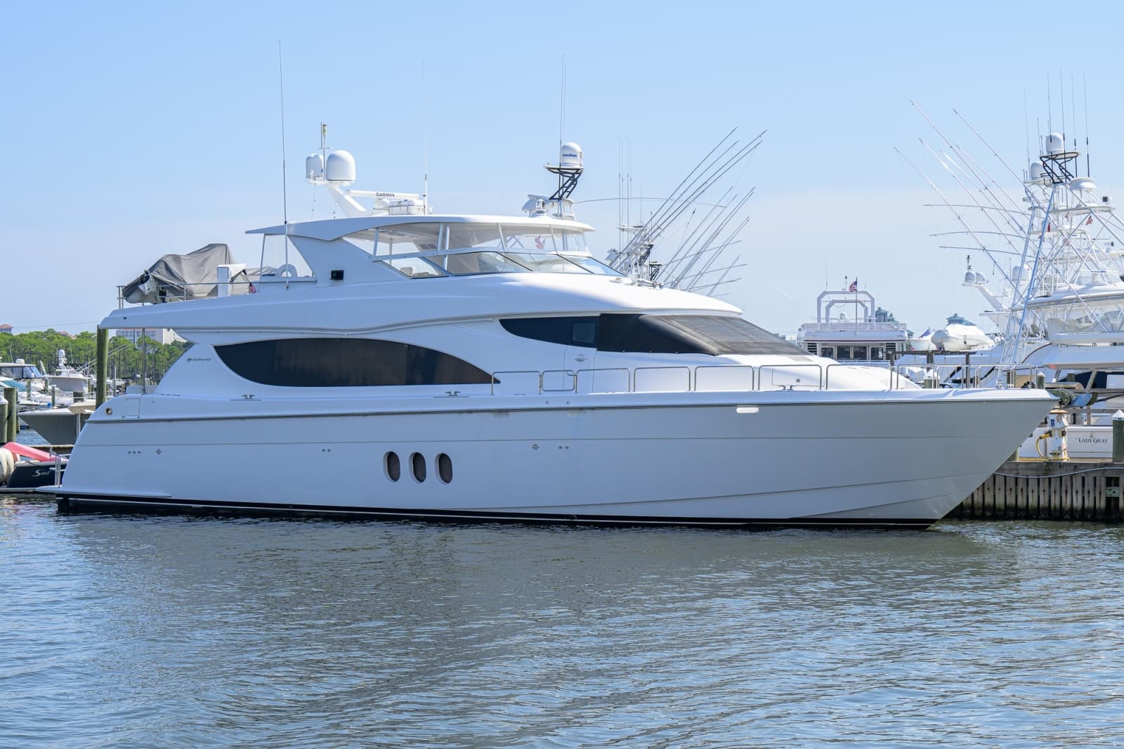 2013 Hatteras 80 Motor Yacht - Photo 4