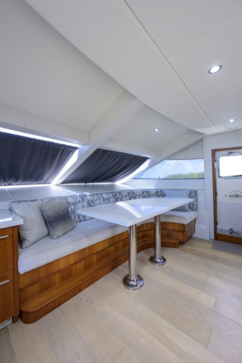 2013 Hatteras 80 Motor Yacht - Photo 17