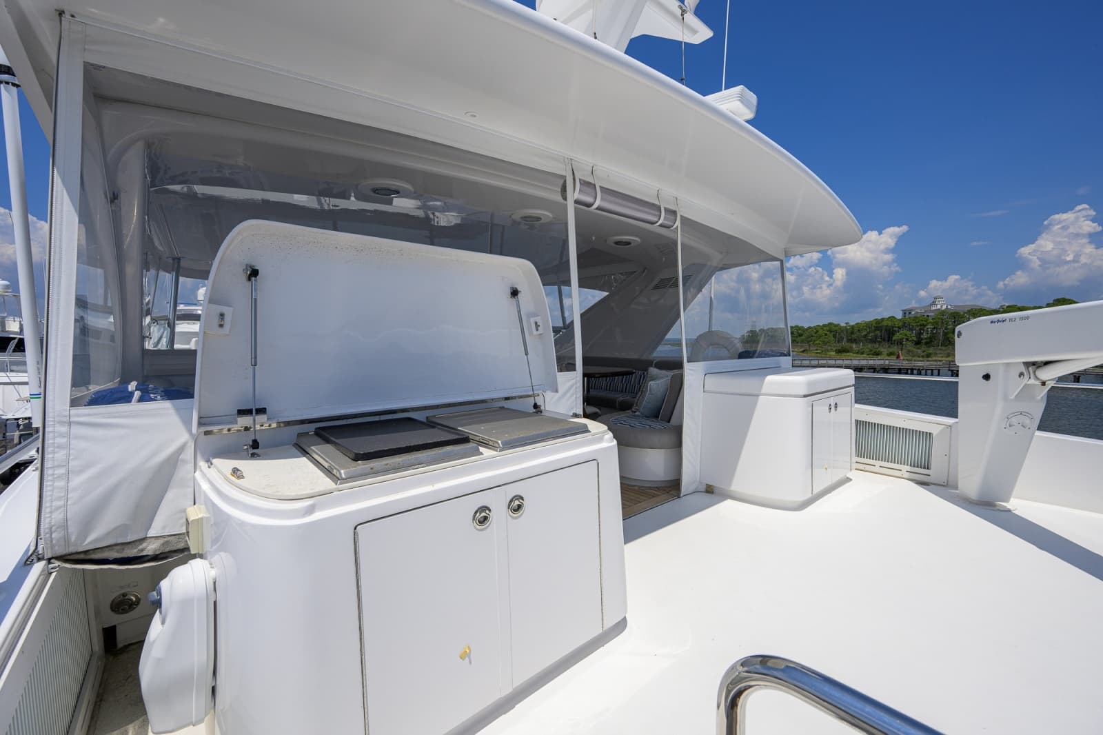 2013 Hatteras 80 Motor Yacht - Photo 109