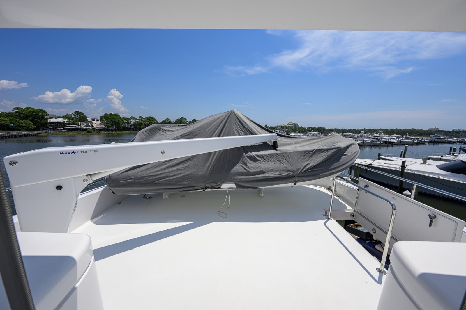 2013 Hatteras 80 Motor Yacht - Photo 106