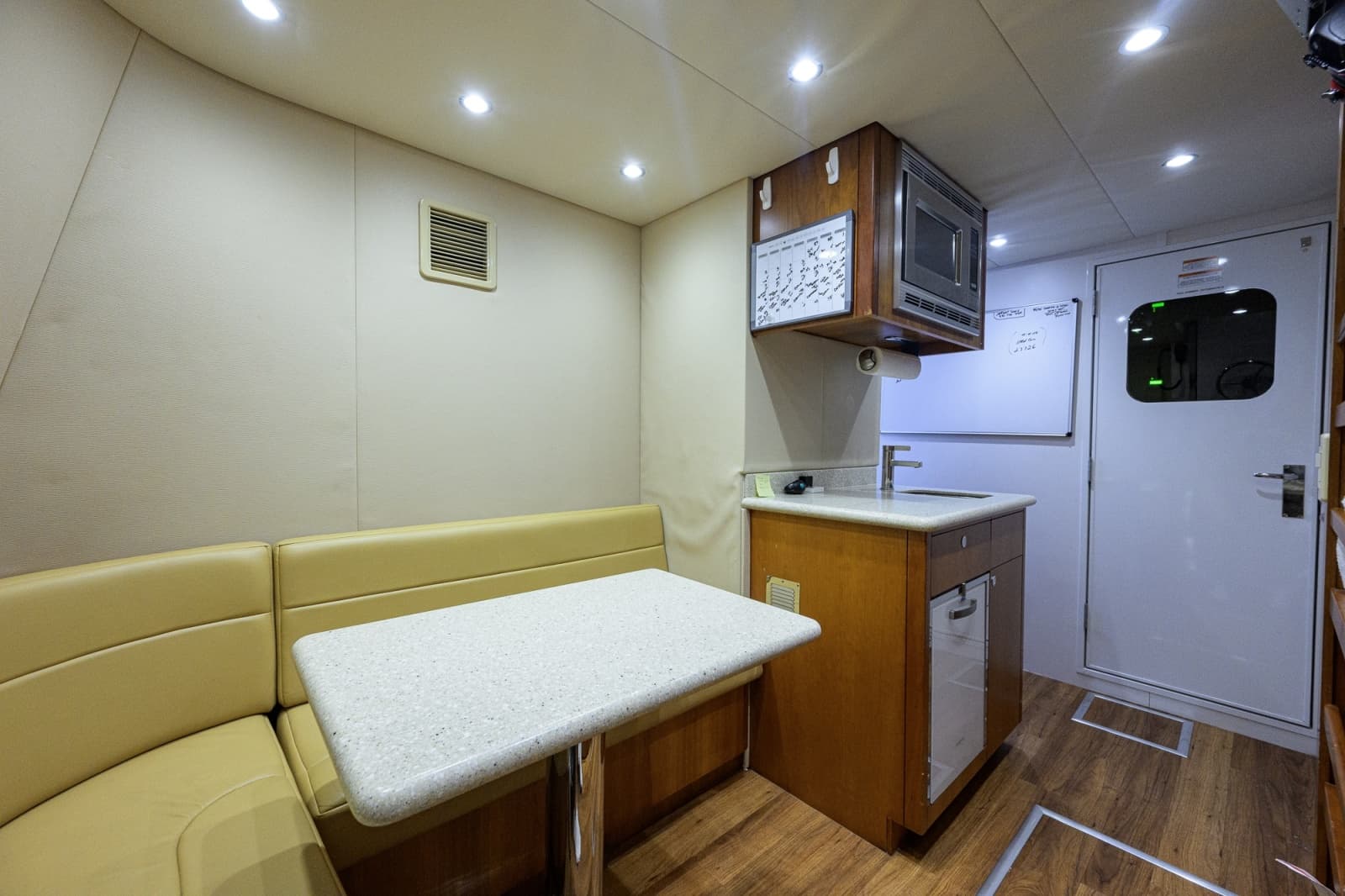 2013 Hatteras 80 Motor Yacht - Photo 139