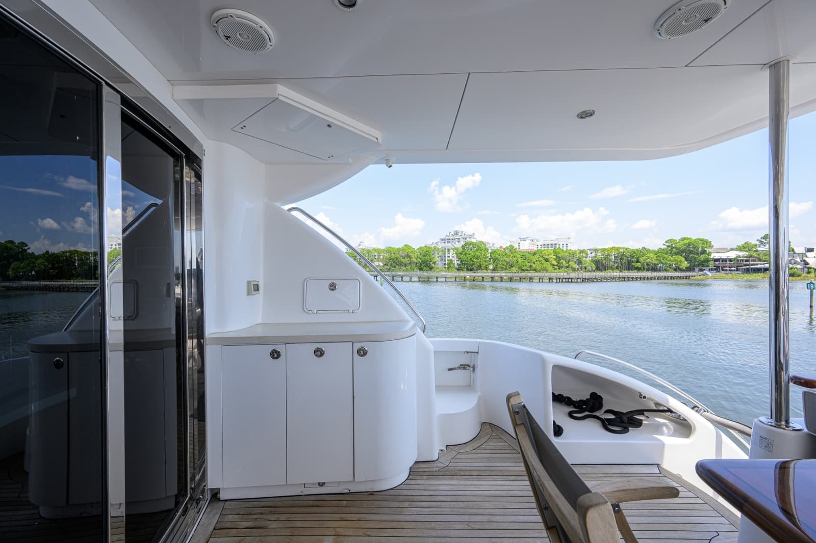 2013 Hatteras 80 Motor Yacht - Photo 105