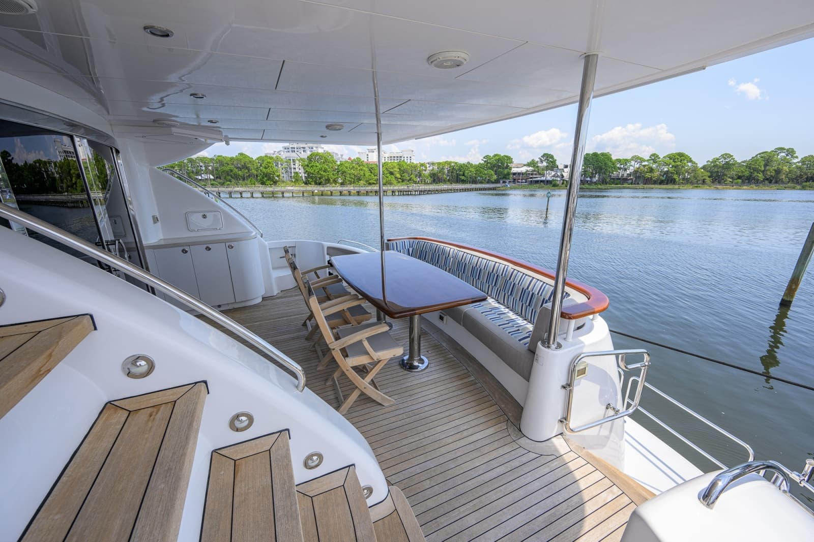 2013 Hatteras 80 Motor Yacht - Photo 100