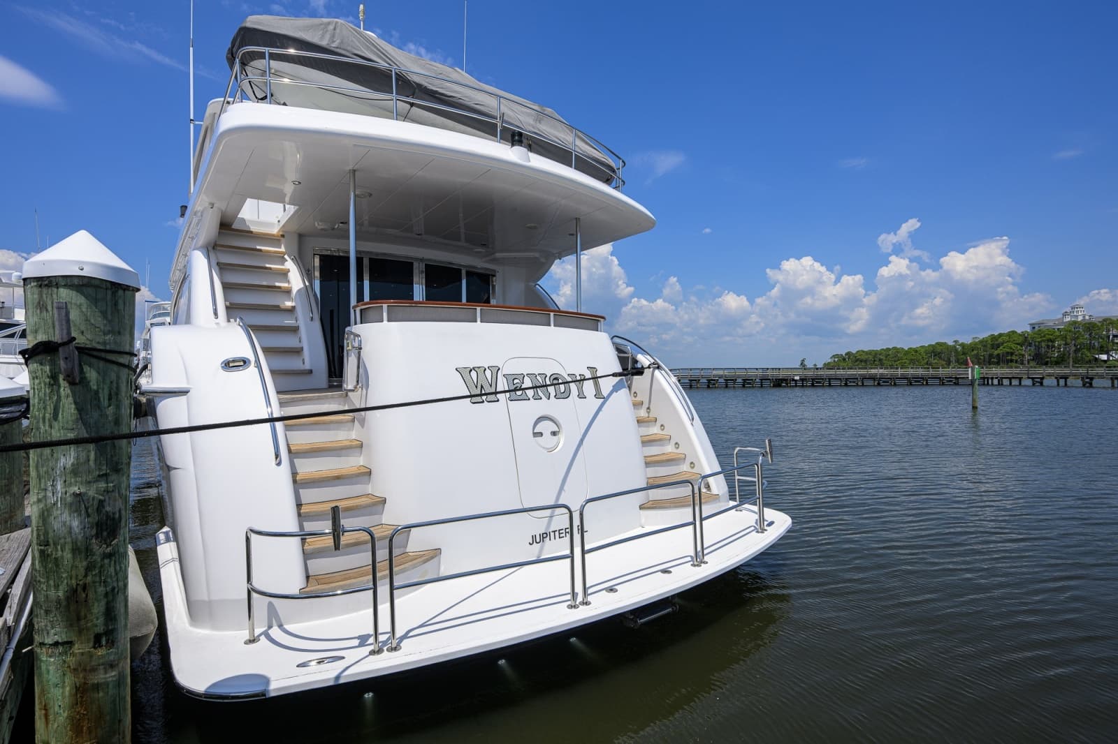 2013 Hatteras 80 Motor Yacht - Photo 93
