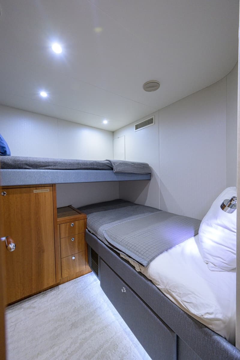 2013 Hatteras 80 Motor Yacht - Photo 81