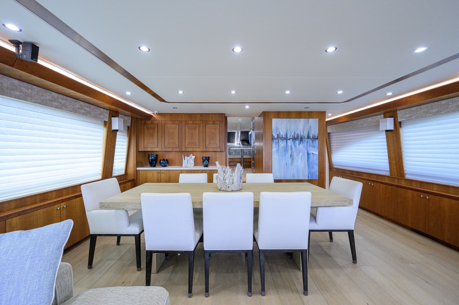2013 Hatteras 80 Motor Yacht - Photo 16